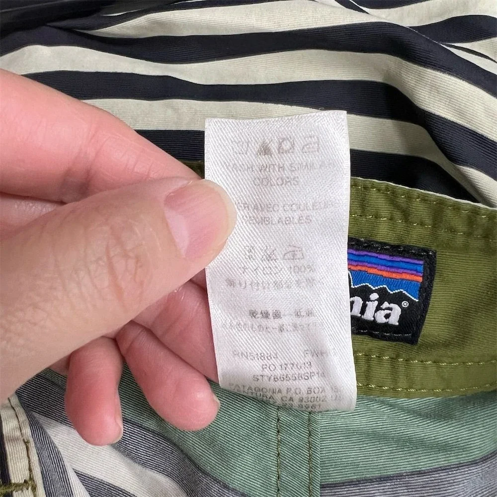 Patagonia Men's Wavefarer Board Shorts Green Striped UPF 50+ Size 32